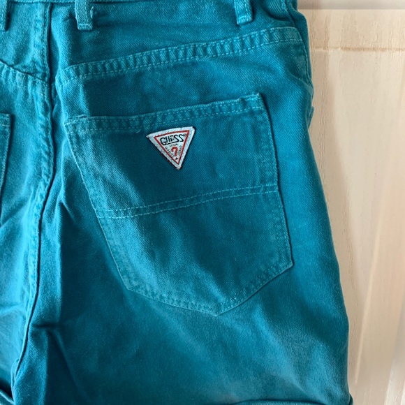 Guess jean shorts - Picture 3 of 6